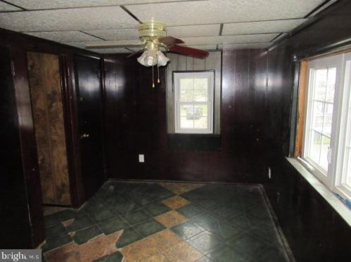 124 Edith Ave, West Deptford NJ 08096-3521 exterior