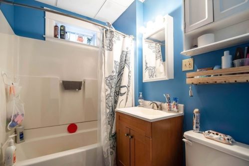 90 Lovell St, Worcester MA 01603-2517 exterior