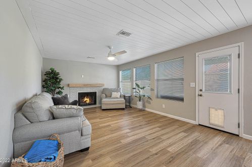 19429 35 Pl, Phoenix AZ 85028-3938 exterior