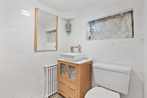 23 Colonial Rd, Hingham MA 02043-3639 exterior