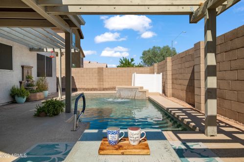 18619 39 Way, Phoenix AZ 85050-6348 exterior