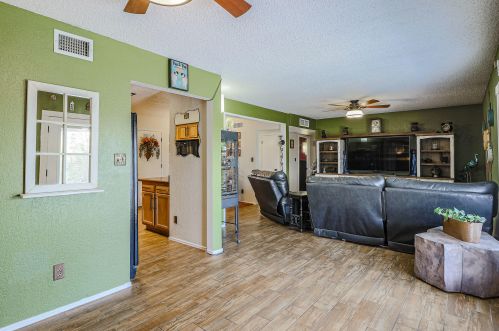 911 Campo Bello Dr, Phoenix AZ 85032-2051 exterior