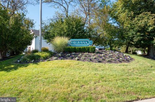 884 Dante Ct, West Deptford, NJ 08051-2056