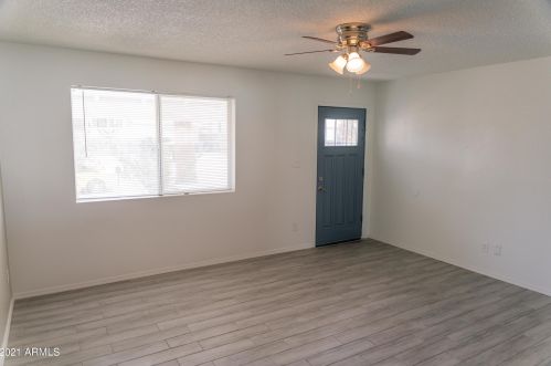 3826 Bloomfield Rd, Phoenix AZ  85032-7334 exterior