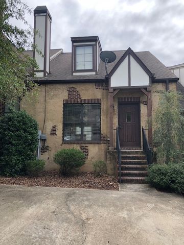 2219 Ridgemont Dr, Birmingham, AL 35244-1205