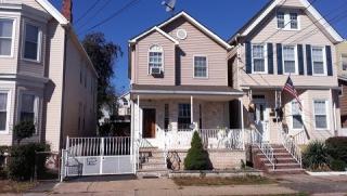 710 Hamilton St, East Newark, NJ 07029-1512