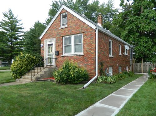 4403 Home Ave, Forest View, IL 60402-4317