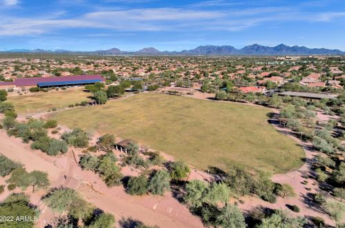 22209 41st St, Phoenix AZ  85050-6898 exterior