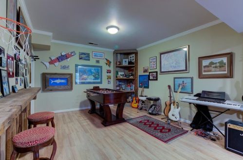 4815 Dunwoody Sta Dr, Atlanta GA 30338-4705 exterior