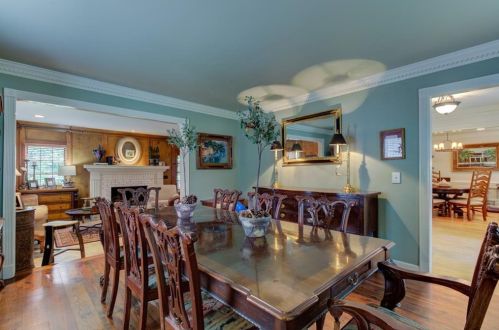 4815 Dunwoody Sta Dr, Atlanta GA 30338-4705 exterior