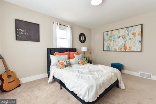 1102 Cumberland Ave, West Deptford NJ  08096-3041 exterior