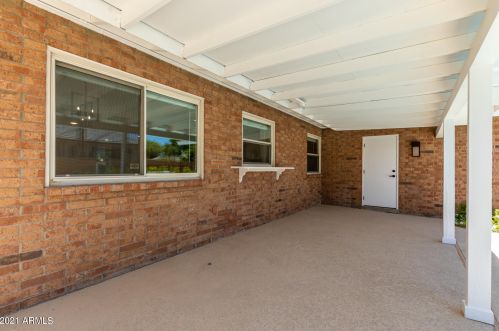 6501 2nd St, Phoenix AZ 85022-1005 exterior