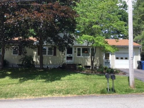 71 Kay St, Valley Falls, RI 02864-2312