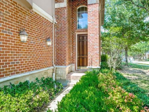 4311 Spyglass Hill Ln, Irving TX  75038-6434 exterior