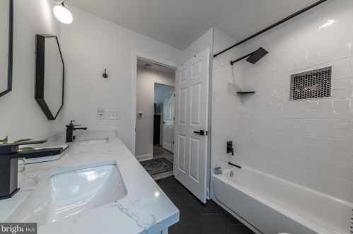 826 Belmont Ave, Camden NJ  08108-3104 exterior