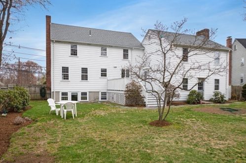 363 Greenlodge St, Dedham MA 02026-6223 exterior