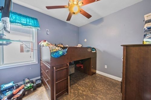 221 Healy St, Fall River MA 02723-1289 exterior