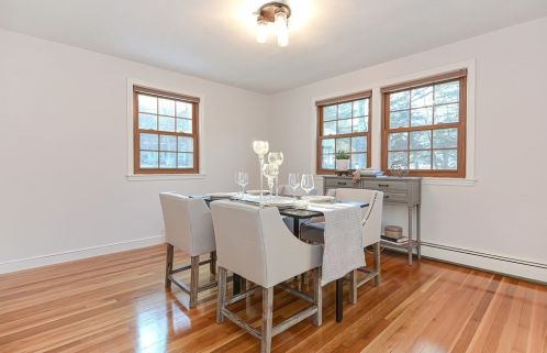 37 Needham St, Norfolk MA  02056-1648 exterior