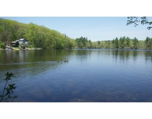 36 Lk Sargent Dr, Leicester MA  01524-1928 exterior