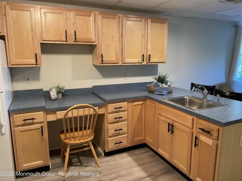 32 Lambert Johnson Dr, Tinton Falls NJ 07712-3753 exterior