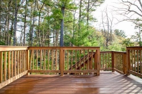 17 Greenside Ln, Acton MA 01720-4096 exterior