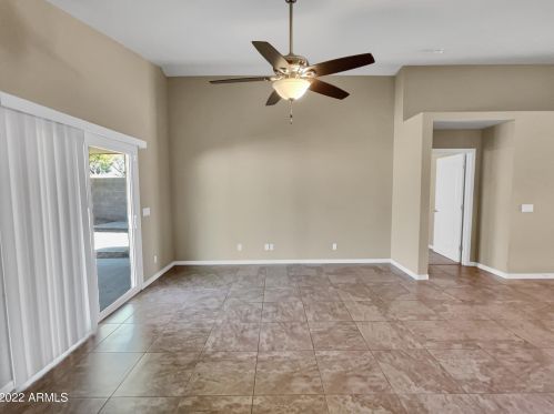 5521 27 Dr, Phoenix AZ 85045-2210 exterior