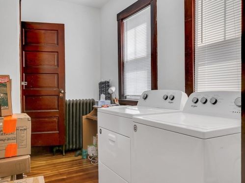 61 Paul Revere Rd, Arlington MA 02476-5729 exterior