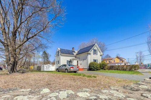 9 Conant St, Beverly, MA 01915-1720