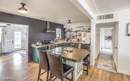 1819 45th St, Phoenix AZ 85032-2387 exterior