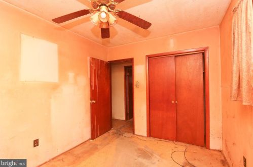 352 Mantua Ave, West Deptford NJ 08066-1277 exterior