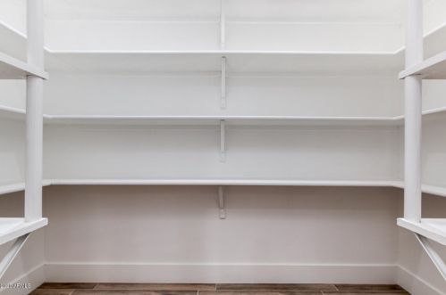 6320 4 Pl, Phoenix AZ 85012-1105 exterior