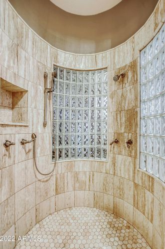 13810 34th St, Phoenix AZ  85032-5305 exterior