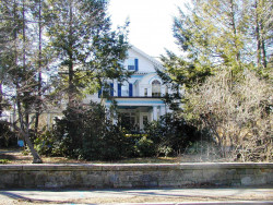 173 Highland St, Newton, MA 02465-2431