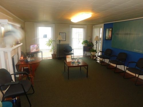 514 Hanover St, Fall River MA 02720-3702 exterior