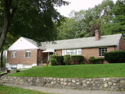 1603 Commonwealth Ave, Newton, MA 02465-2800