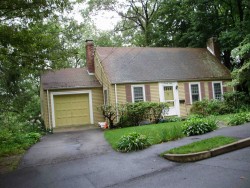 78 Roundwood Rd, Newton, MA 02464-1217