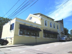 22 Union St, Newton, MA 02459-2057