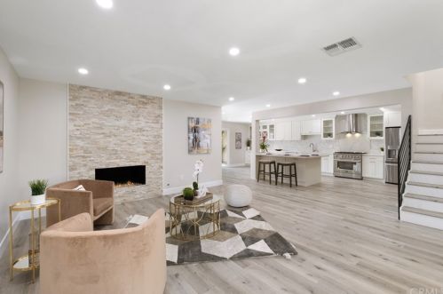 1 Satinwood Way, Irvine CA  92612-2111 exterior