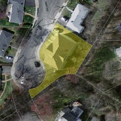 126 Selwyn Rd, Newton MA 02461-2143 aerial view