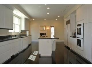 44 Dorothy Rd, Newton MA  02459-3308 exterior