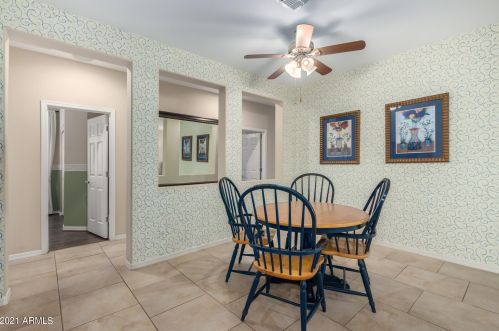 25107 51 Dr, Phoenix AZ 85035-1902 exterior