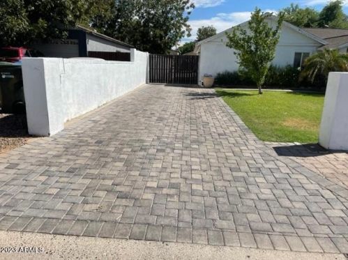 2217 37th St, Phoenix, AZ 85008-3004