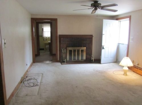 56 Bailey Rd, Shrewsbury, MA 01545-3704