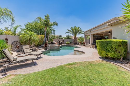 26205 56 Dr, Phoenix AZ 85031-1831 exterior