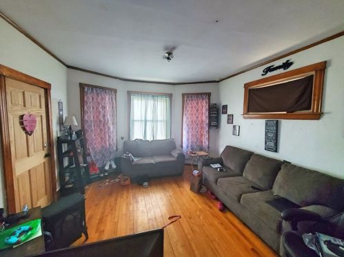 141 Vernon St, Worcester MA 01610-2156 exterior