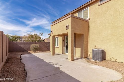 7233 39 Way, Phoenix AZ 85050-5428 exterior