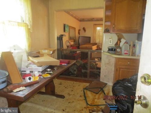 117 Military Dr, West Deptford NJ 08063-1506 exterior