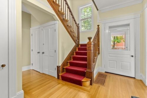 57 Grove Hill Ave, Newton MA 02460-2335 exterior