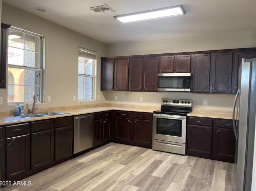 3824 54th Gln, Phoenix AZ  85043-4762 exterior