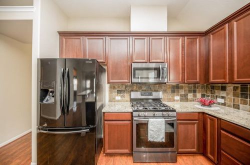 9006 Bonbrook Bnd Ln, Richmond TX 77469-4730 exterior